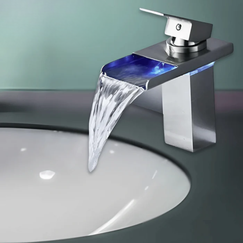 AquaGlow - Robinet de lavabo style cascade avec éclairage LED intégré