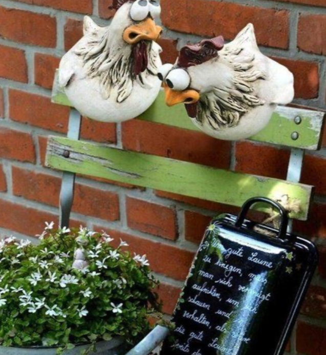 Décoration de poulet de jardin extérieur