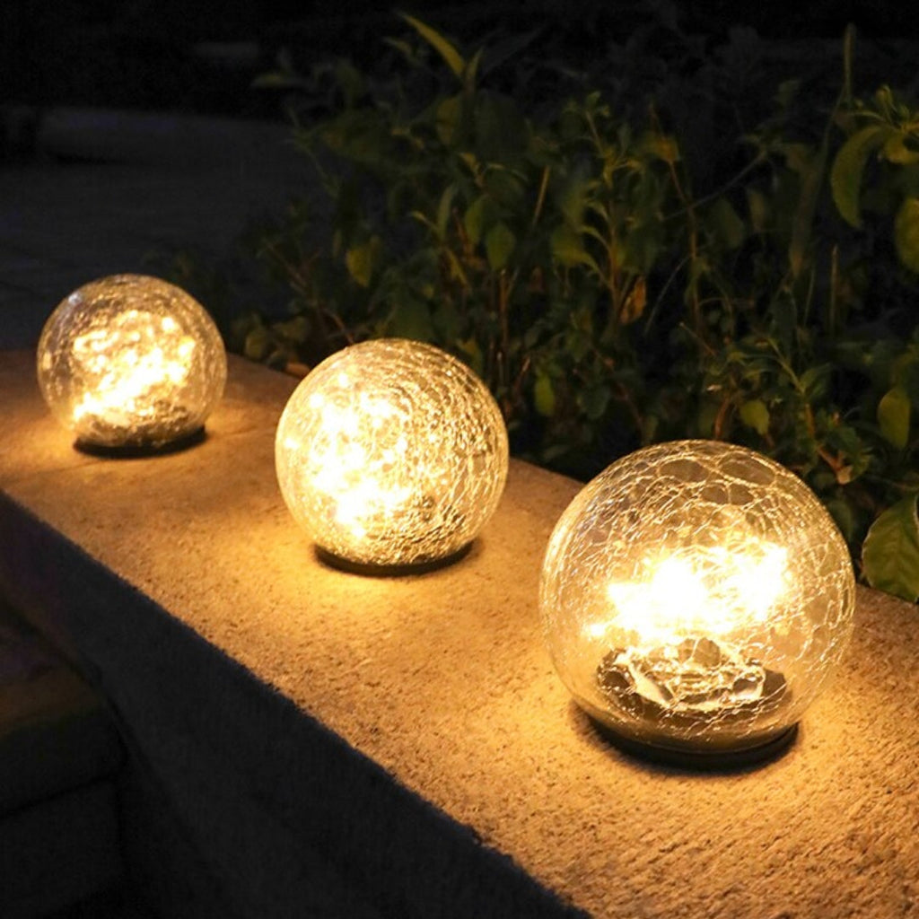 GlowGlobe - Lampe en verre tricotée solaire avec piquet de terre