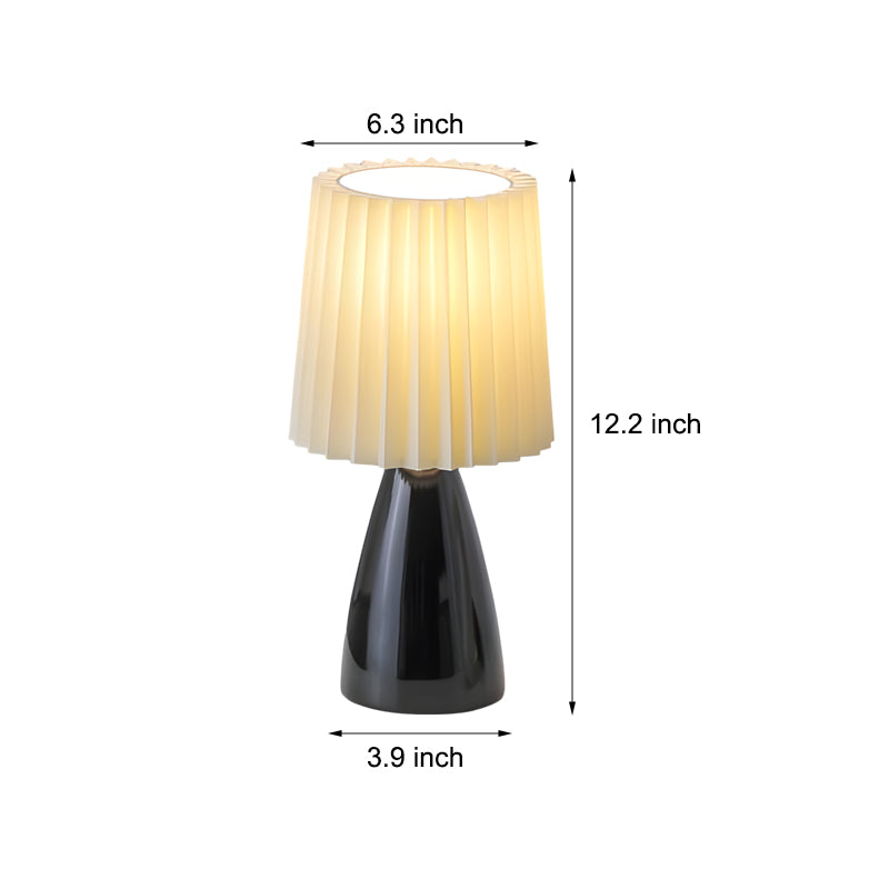 LumiElegance – Lampe de table moderne avec abat-jour en tissu plissé
