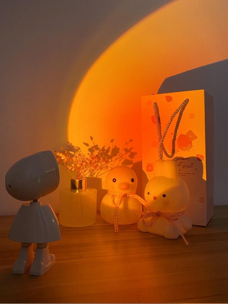 Lampe de Chevet LED Astronaute CosmoGlow – Créez une Ambiance Cosmique Magique