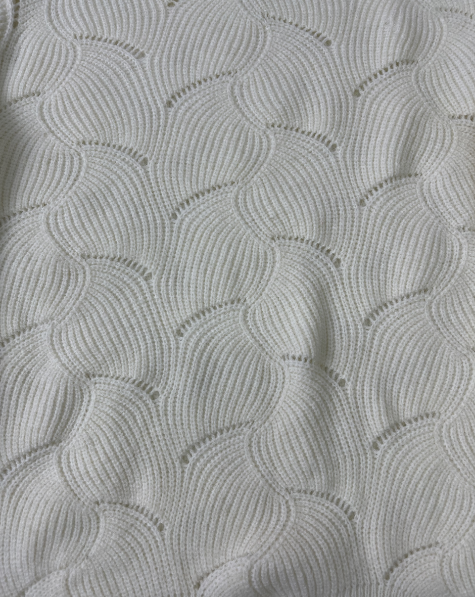 Tendance d'automne® - Pull blanc à épaulettes