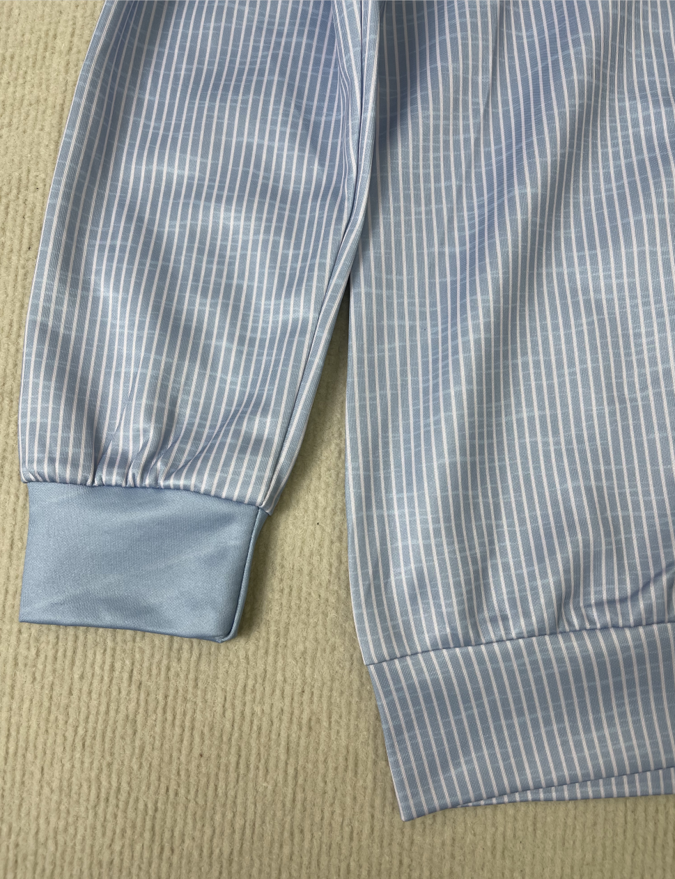 Tendance d'automne® Hoodie Bleu Rayé Confortable