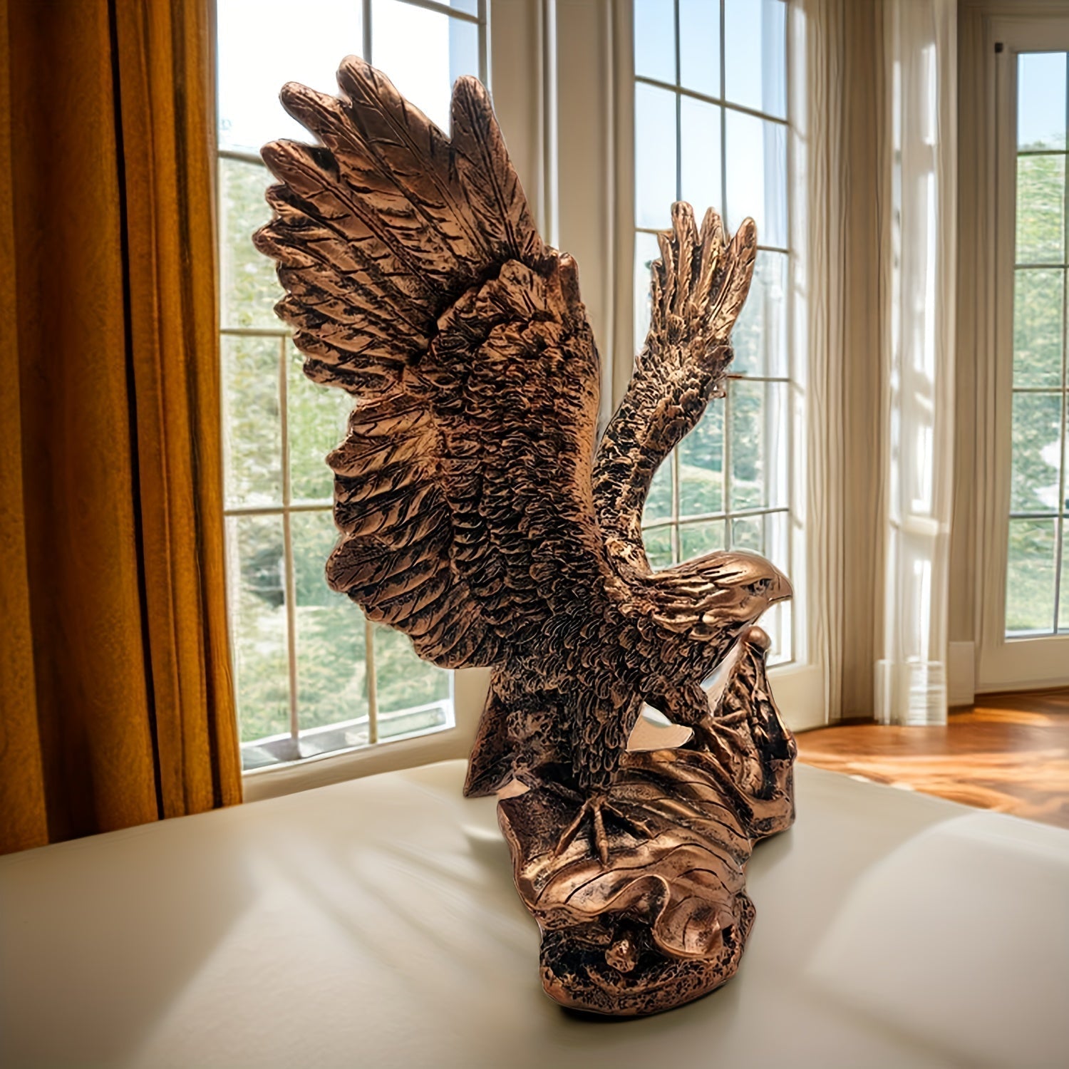 AeroGlide Statue d'Aigle Majestueux – Décoration Imposante avec des Ailes Déployées