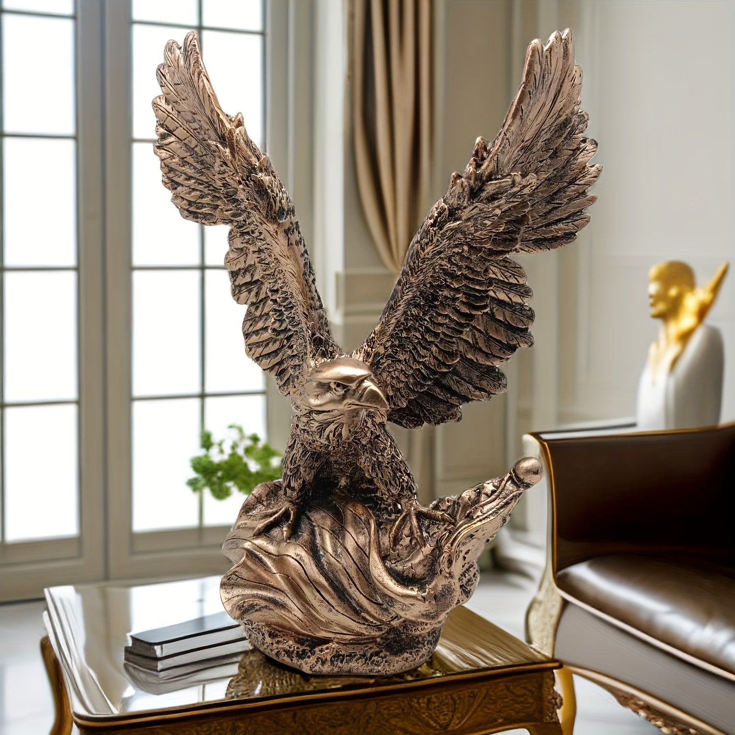 AeroGlide Statue d'Aigle Majestueux – Décoration Imposante avec des Ailes Déployées