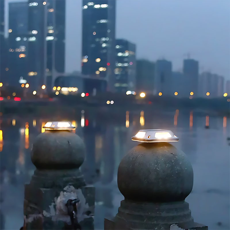 GlowPath – Lampadaires LED solaires colorés