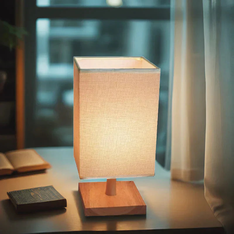 TerraGlow - Lampe de table minimaliste avec base carrée en bois