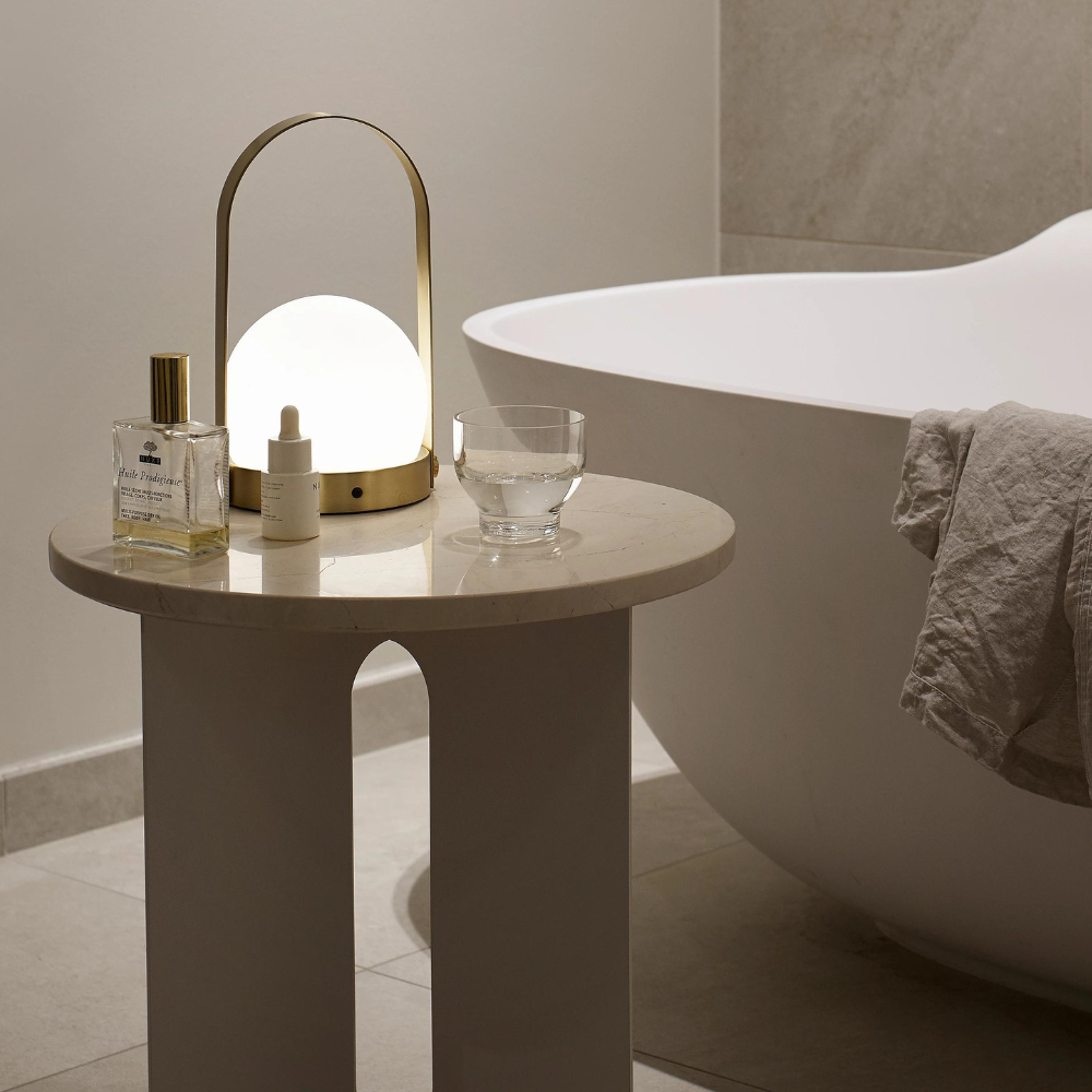 AeroLuxe - Suspension sans fil au design moderne