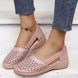Solenn - Espadrilles à talon compensé perforées Ubesværet