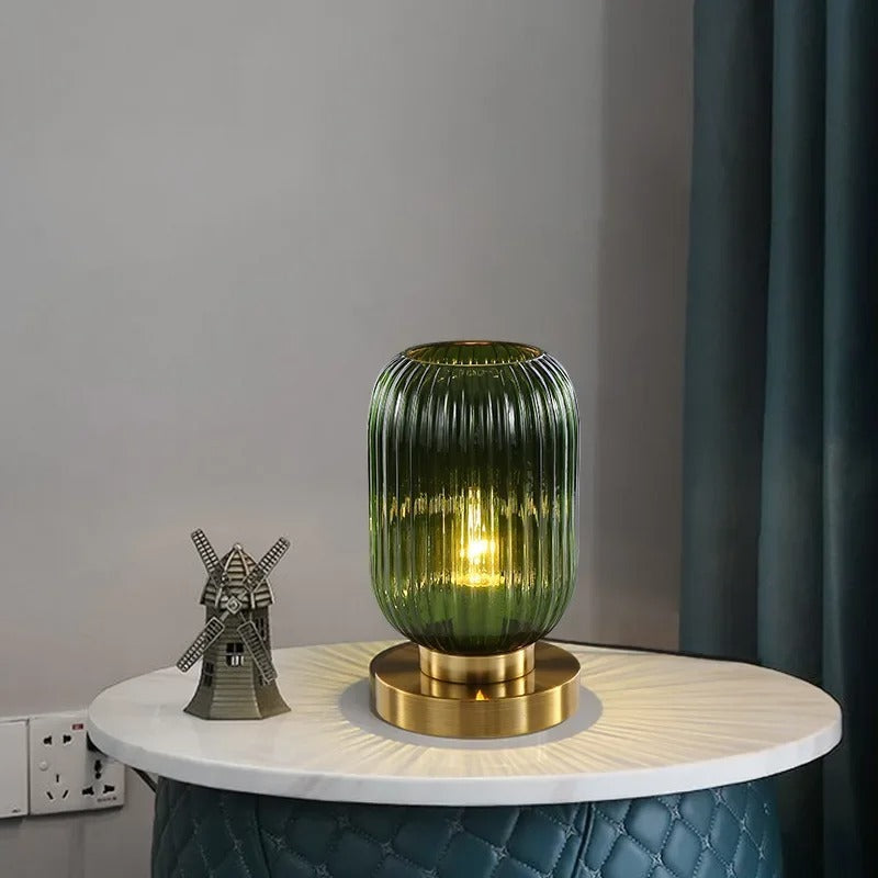 Lampe de table élégante AuraGlow – Design strié avec éclairage ambiant