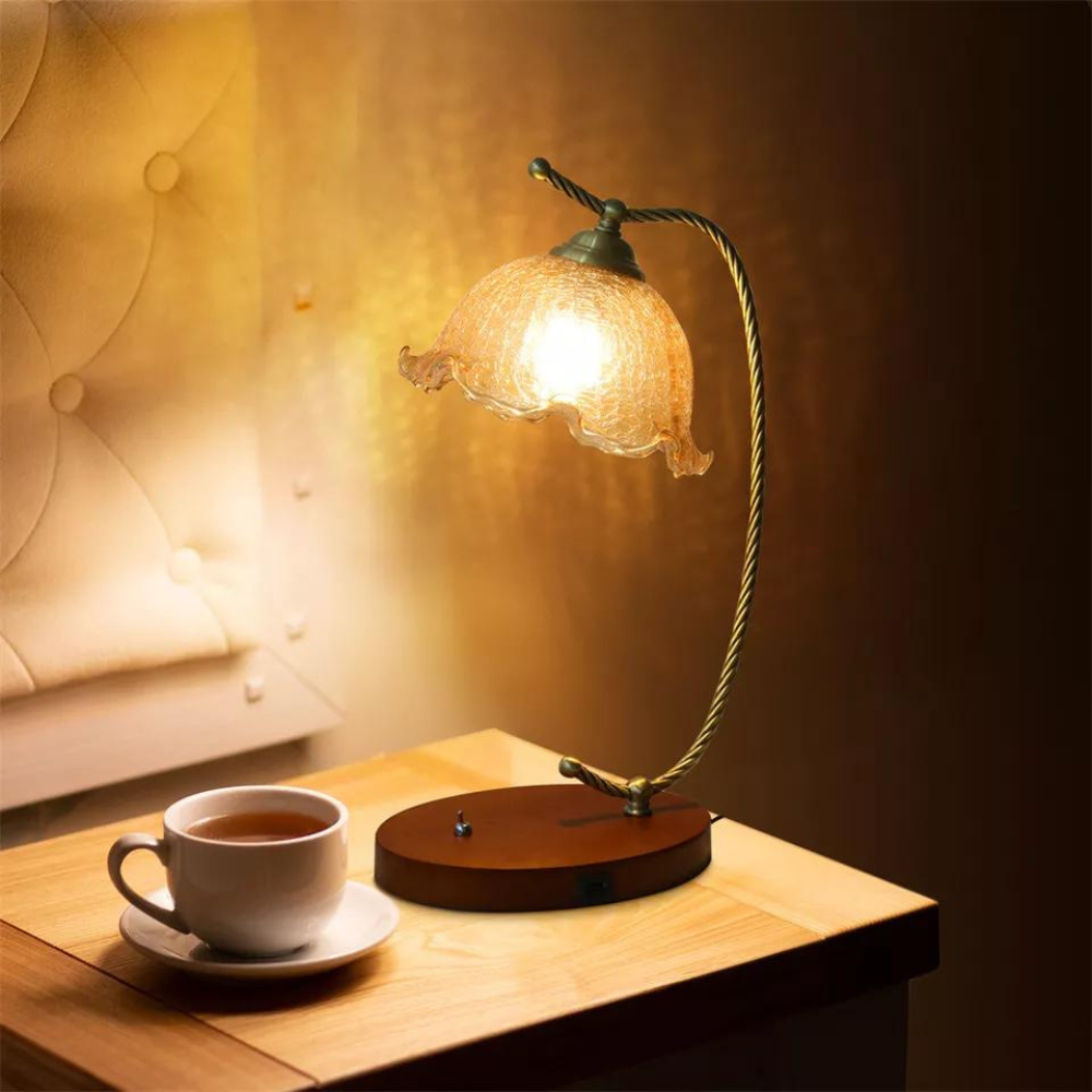 Lampadaire chaleureux SerenityGlow