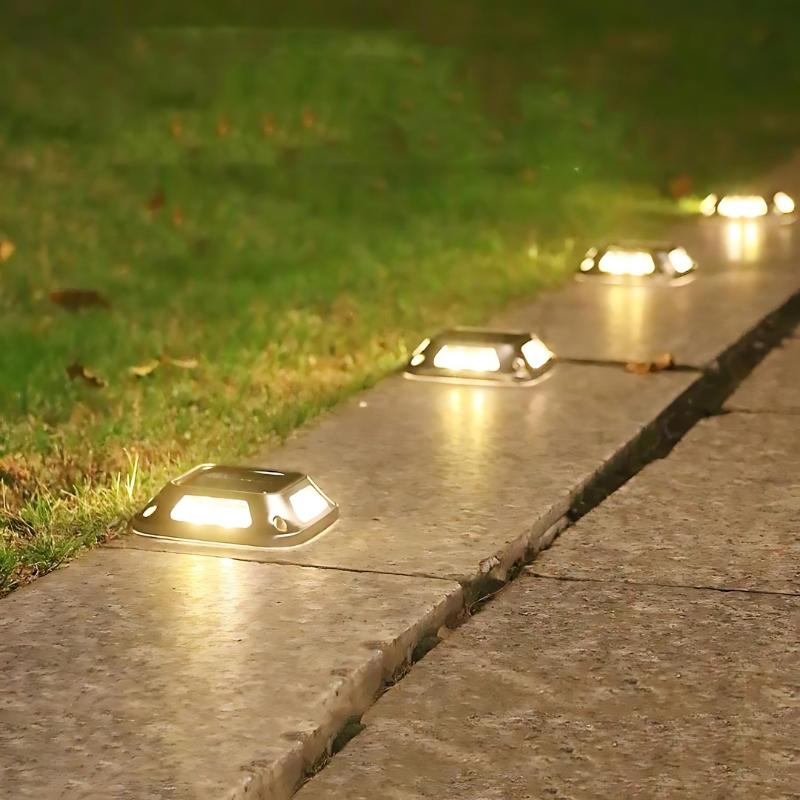 GlowPath – Lampadaires LED solaires colorés