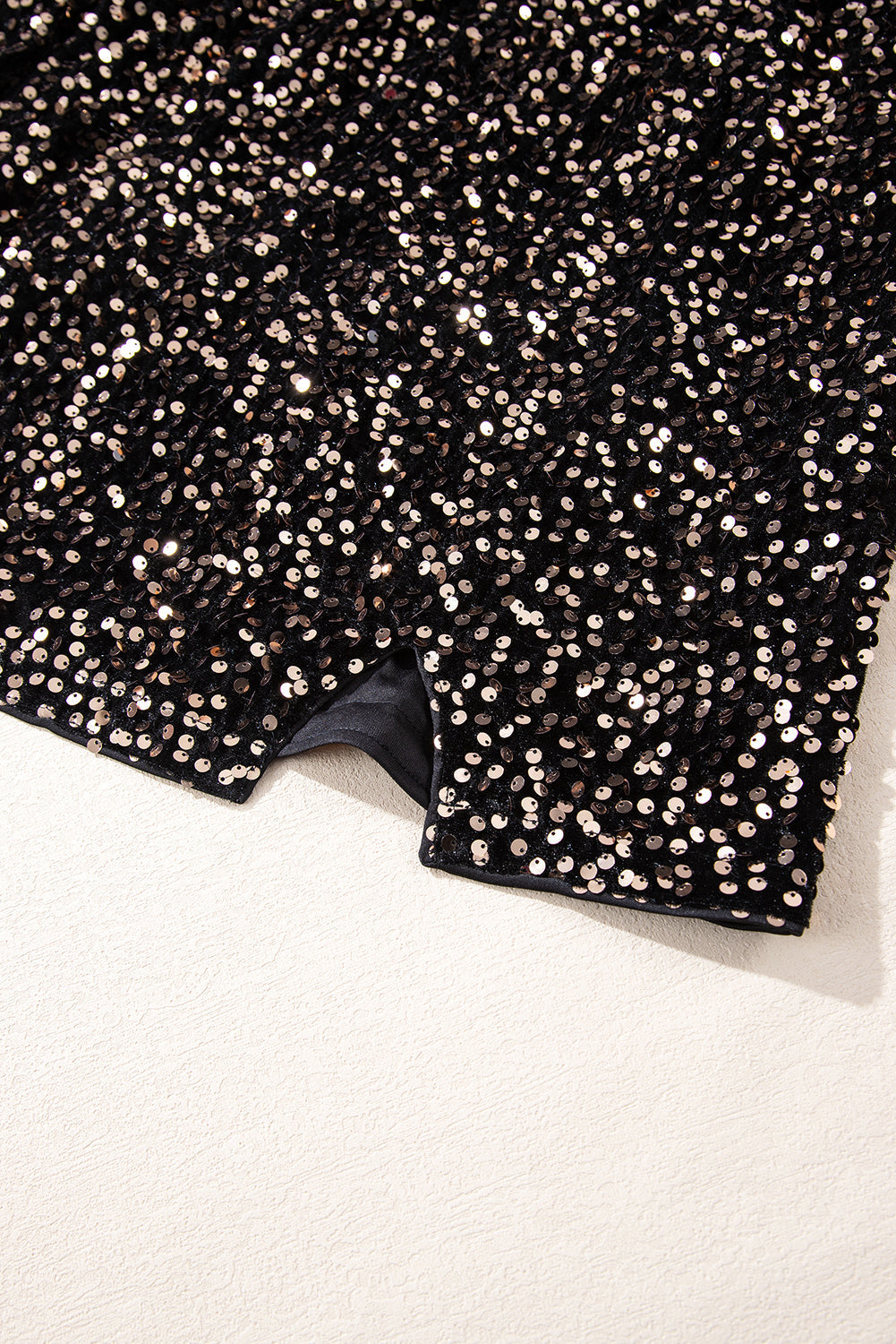 Sofia - Mini robe avec paillettes et fente