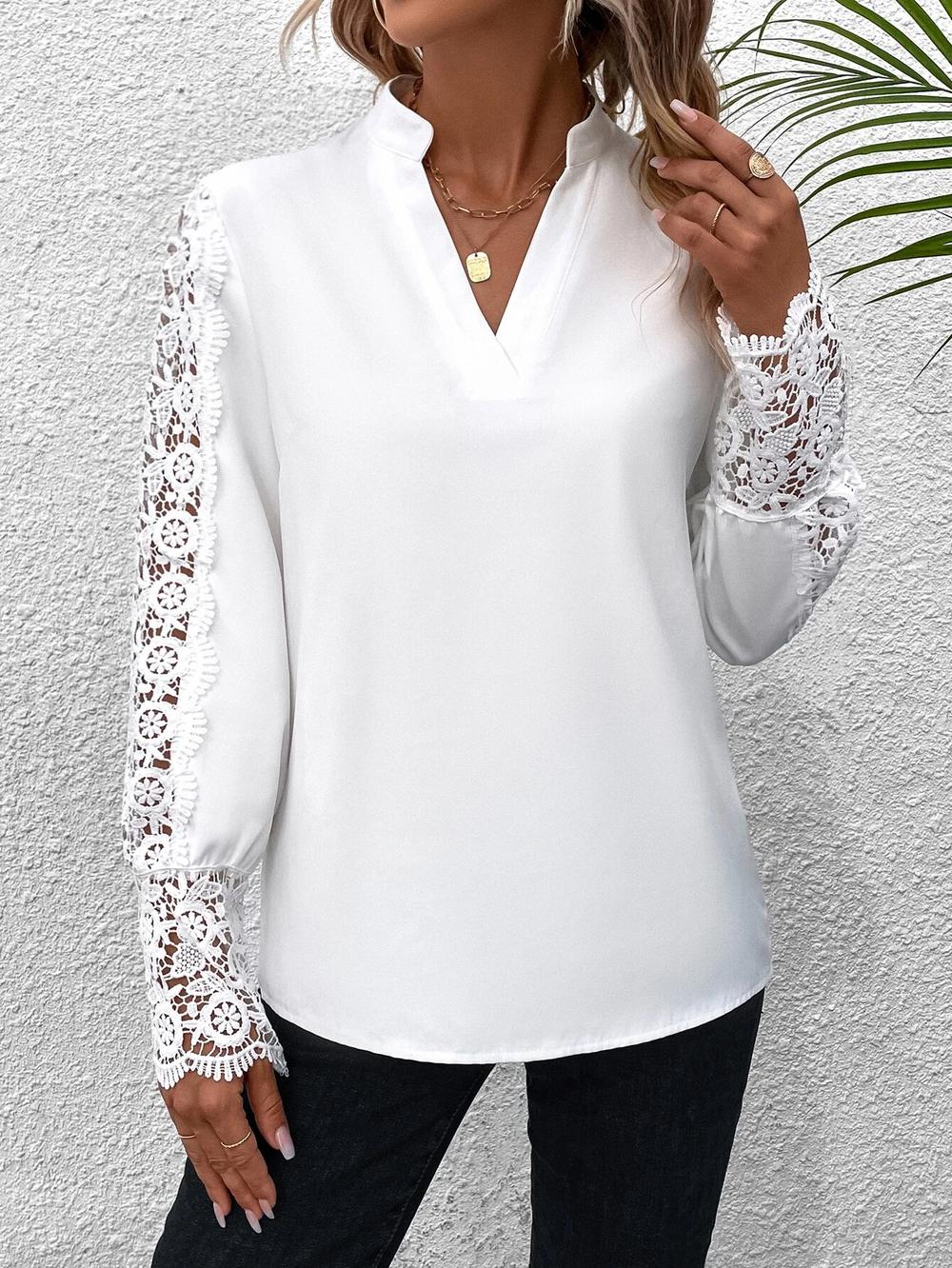 Luna – Élégante blouse à manches longues avec décolleté en V