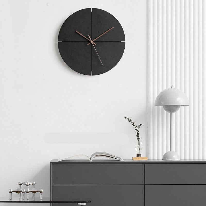 Horloge Murale Silencieuse Nordur Stilren – Décoration Élégante pour la Maison