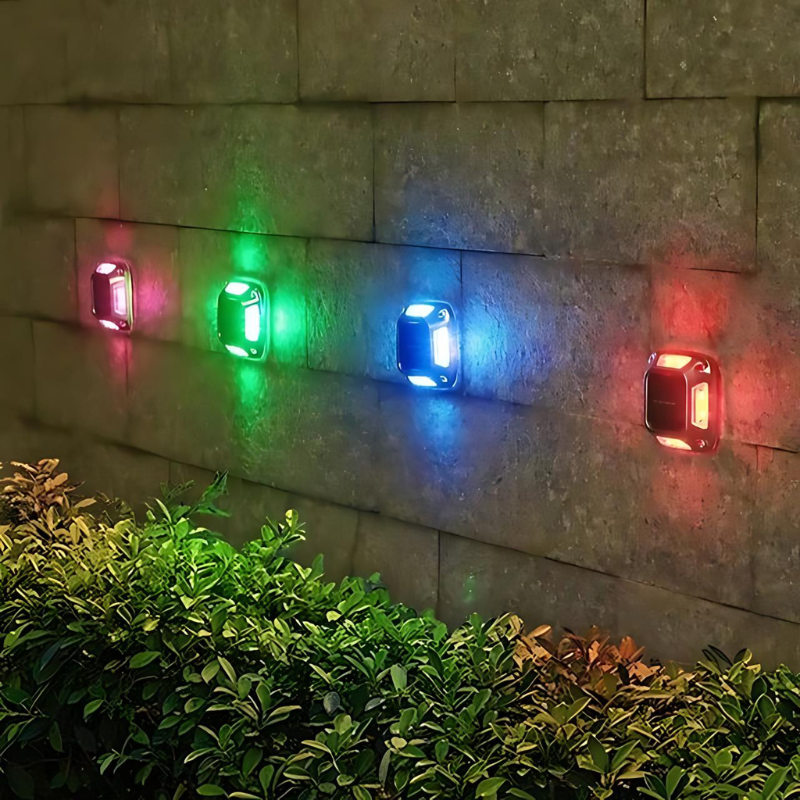 GlowPath – Lampadaires LED solaires colorés