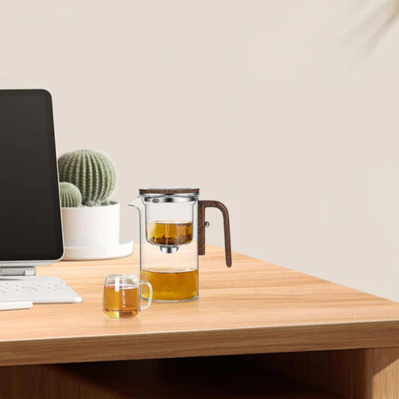 Verseuse en verre résistante à la chaleur ClearPour avec poignée en bois – Élégante infusion