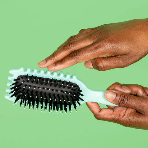 Brosse de Styling 3-en-1 – Parfaite pour des Boucles Définies, Séparation et Contrôle des Frisottis