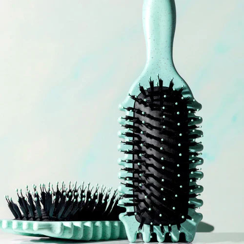 Brosse de Styling 3-en-1 – Parfaite pour des Boucles Définies, Séparation et Contrôle des Frisottis