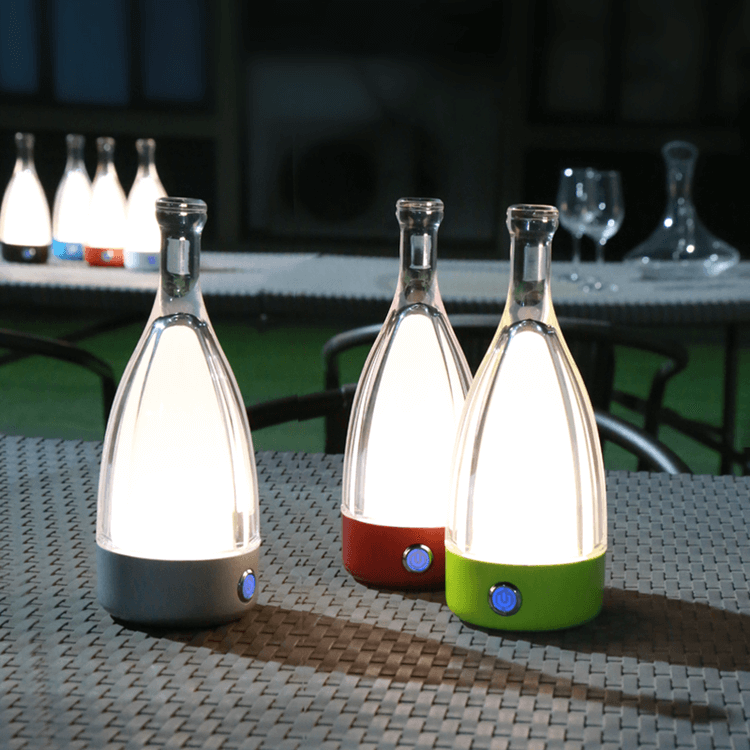 LuminaBottle - Lampe de table en forme de bouteille avec chargeur USB