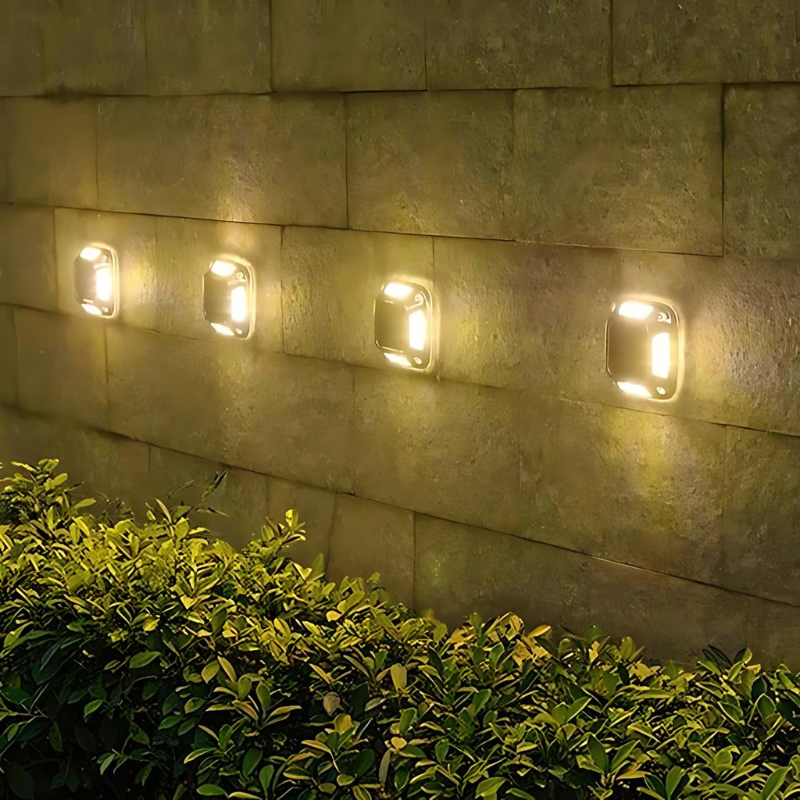 GlowPath – Lampadaires LED solaires colorés