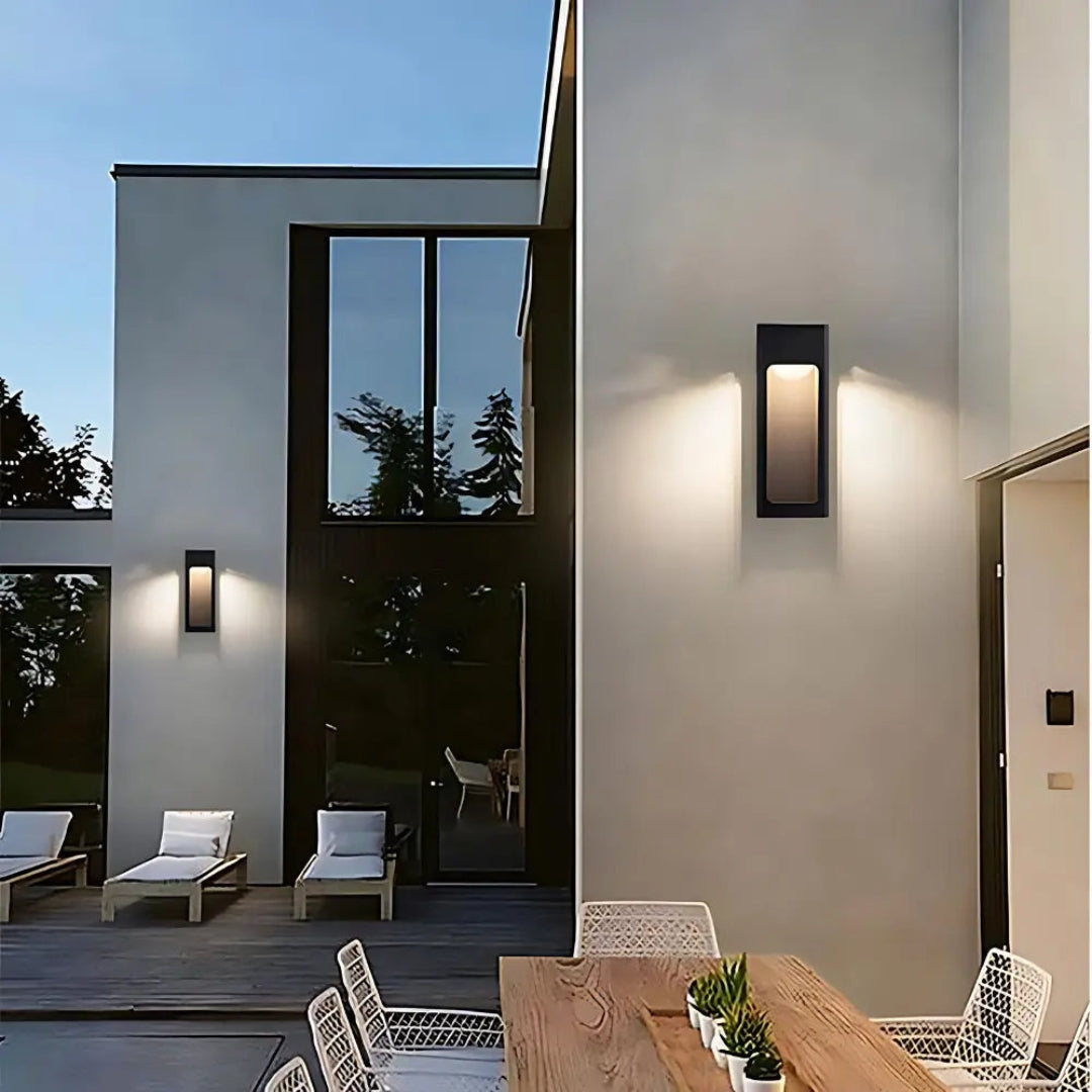 MotionGlow – Élégante Applique Murale Extérieure avec Détecteur de Mouvement