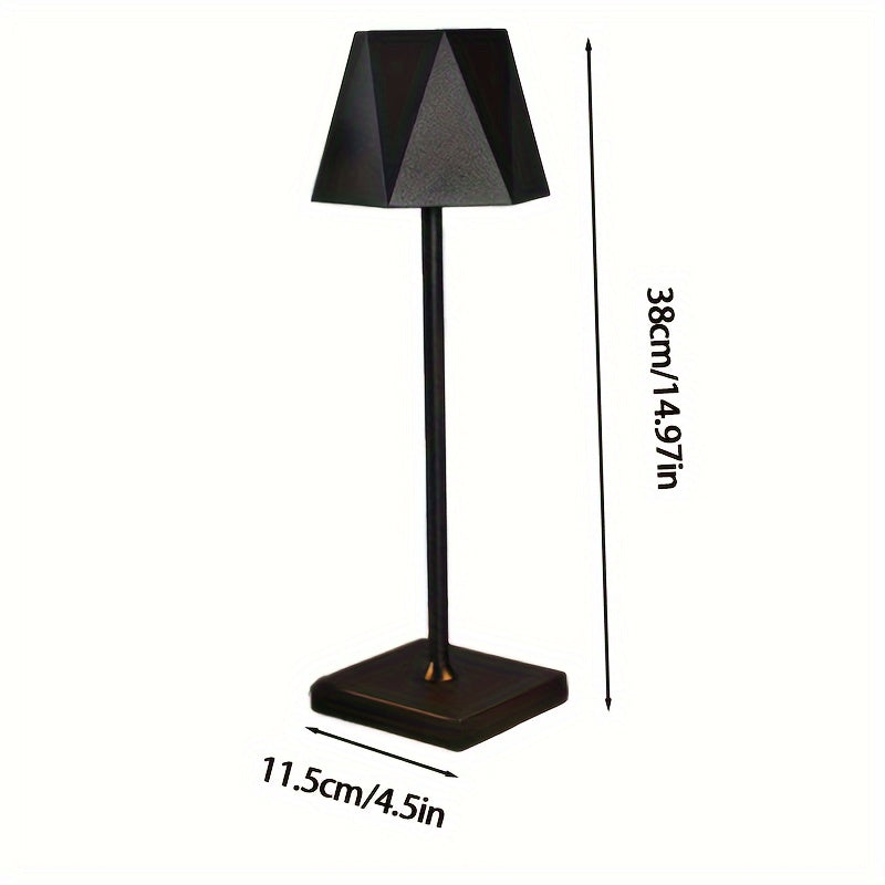 Lampe de bureau LED moderne en métal poli