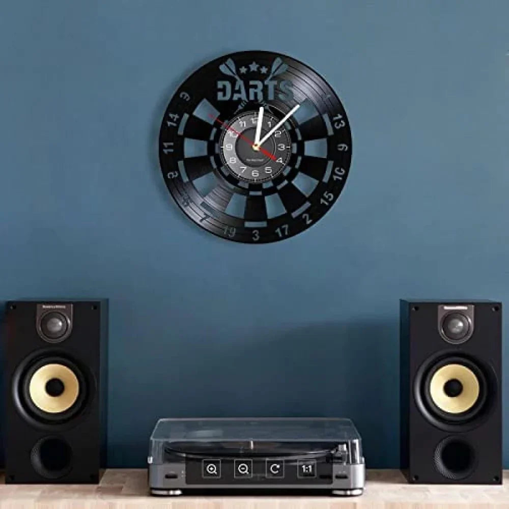 GameTime - Horloge murale vintage avec dartboard