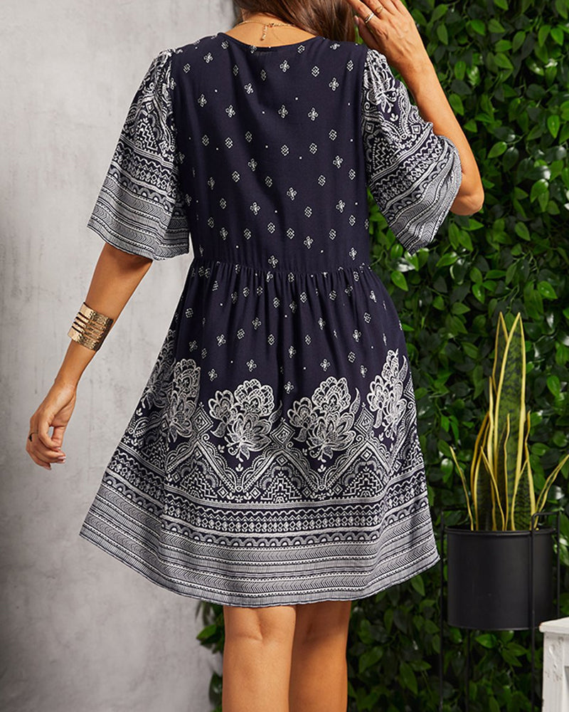 Nancie - Robe boho intelligente avec décolleté en V et imprimé