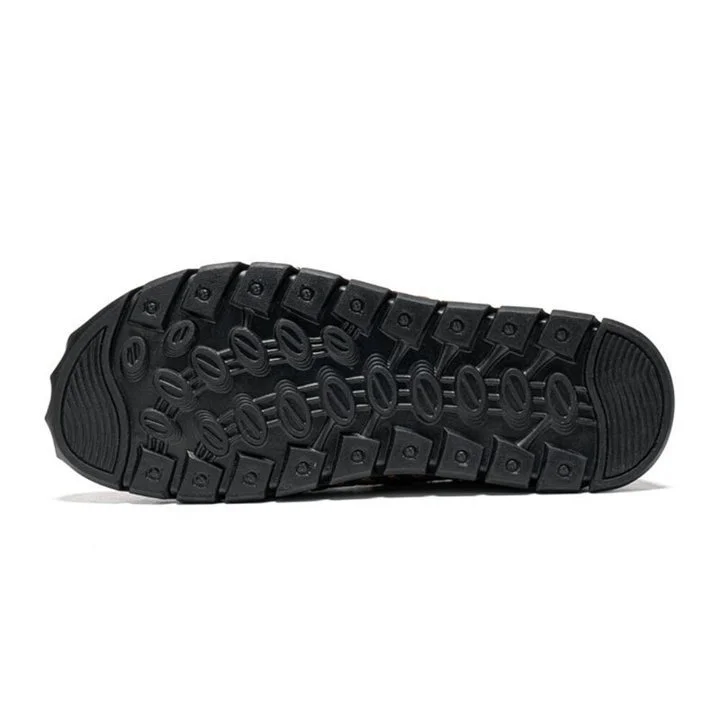 AntonTrek - Sandales robustes avec détails en mesh et coutures