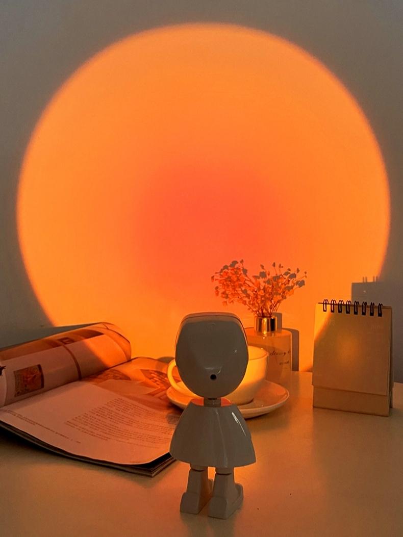 Lampe de Chevet LED Astronaute CosmoGlow – Créez une Ambiance Cosmique Magique