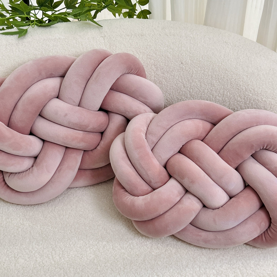 Coussin en Peluche CozyPlush - Ensemble de 2 Coussins Décoratifs – Douce Élégance pour Votre Maison