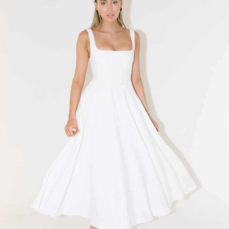 Sofia – Robe Midi Sans Manches avec Encolure Carrée