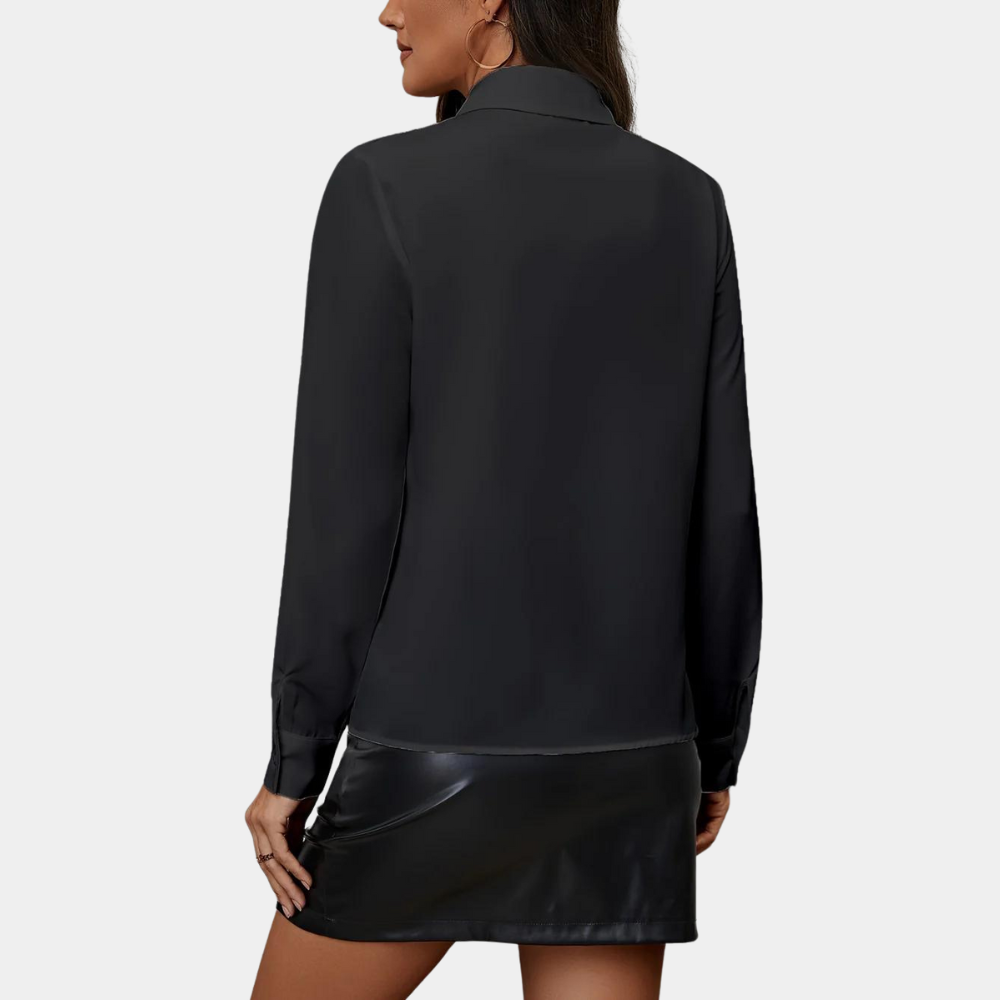 Clara – Blouse élégante à volants avec fermeture à boutons et manches longues