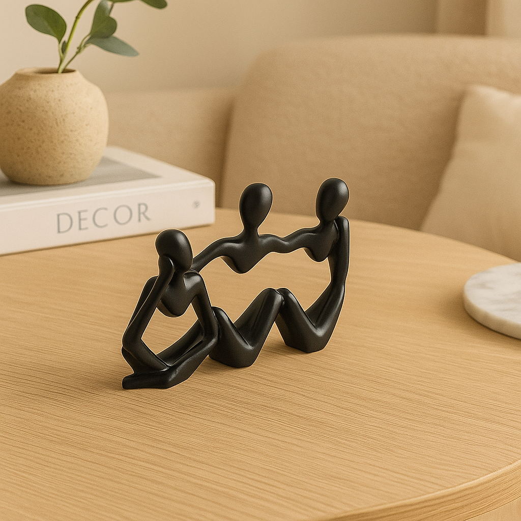 MindMuse – Statues abstraites dorées de penseurs dans des positions artistiques uniques