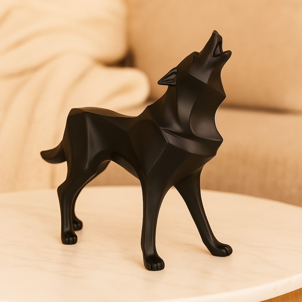 LupoForm – Statue de loup géométrique avec design à angles aigus pour espace moderne