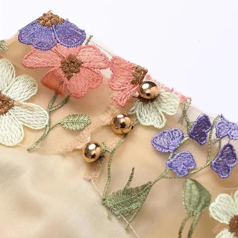 Florenda - Robe mini transparente à fleurs brodées