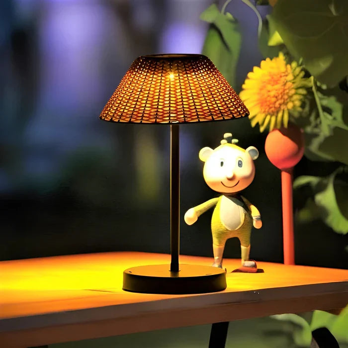 Lampe de table à énergie solaire