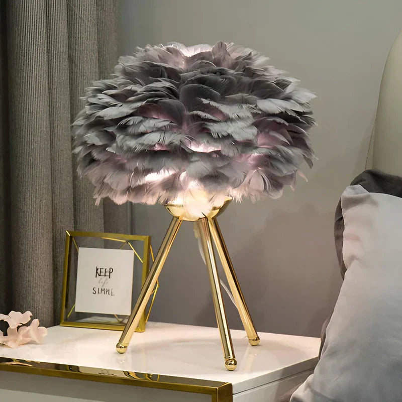 FeatherLuxe - Lampe en Plumes Douce Brillance