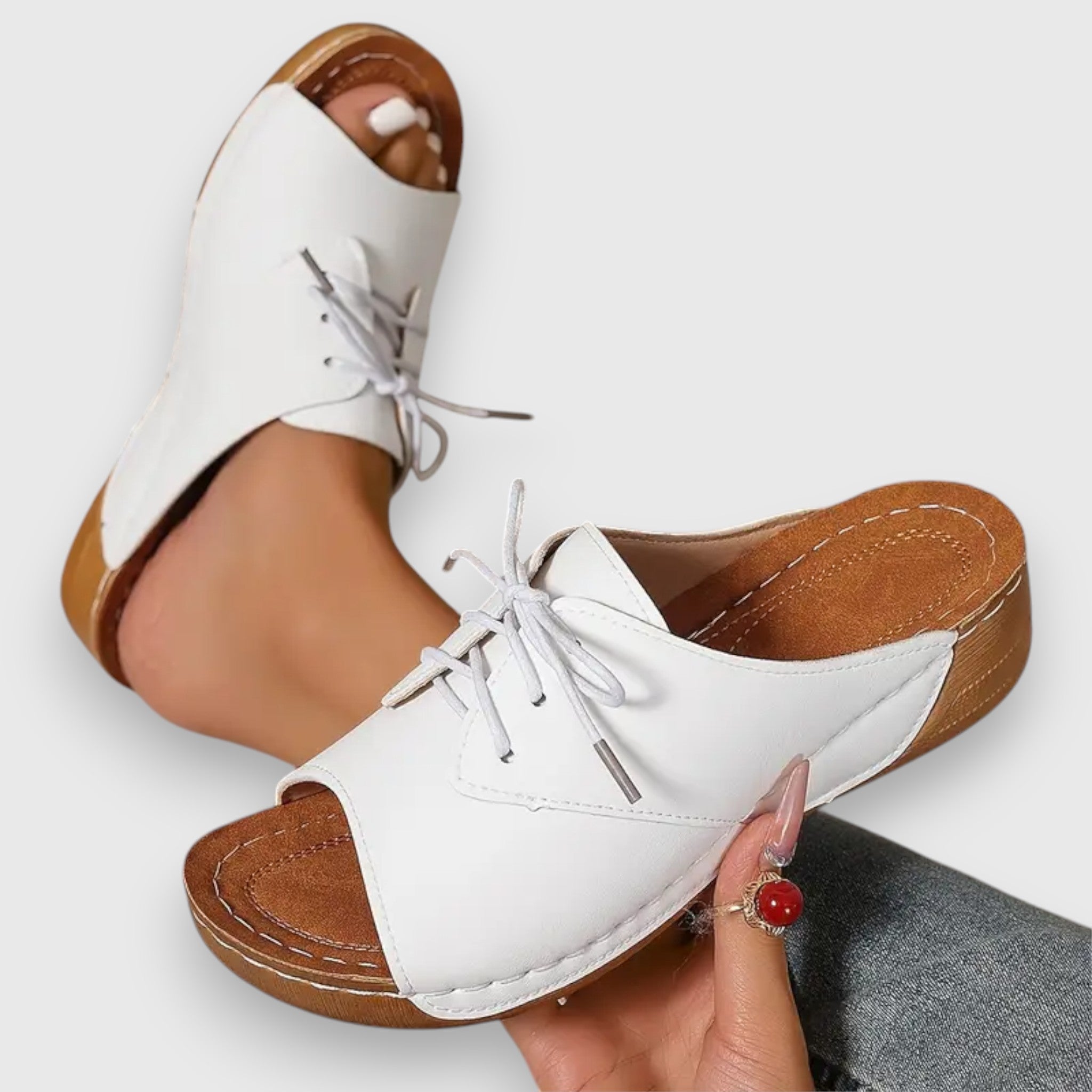 Marina - Sandales à talon ouvert Chikke avec lacets