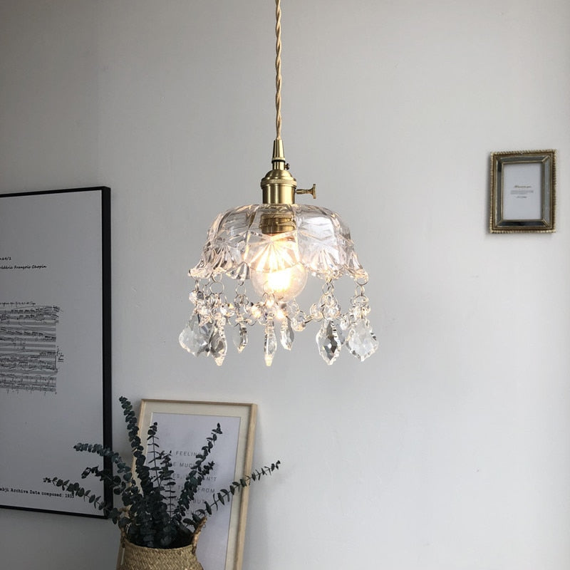 LumiGlace - Pendentif élégant avec un design en verre cristal transparent