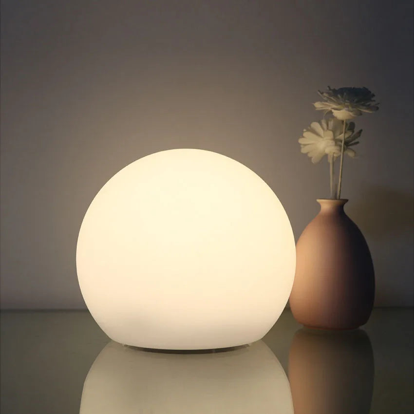 Lampe de table à boule LED LumiSphere