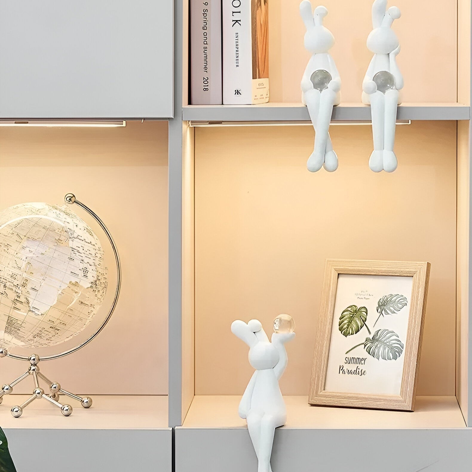 BunnyOrb - Figurines de lapin élégantes avec boule en verre