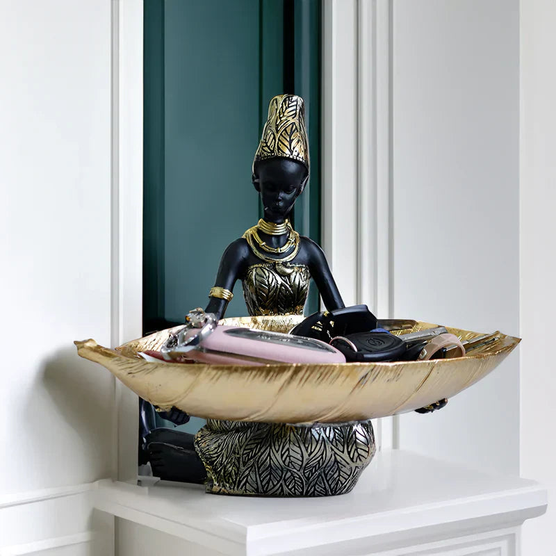 Sculpture Femme Exotique avec Organisateur de Clés – Solution de Rangement Artistique