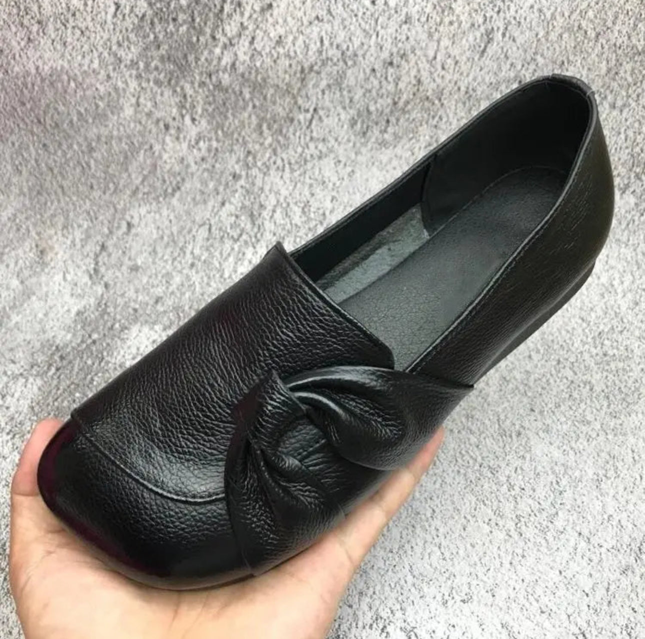 Fatima - Chaussures à enfiler pour femme avec boucle élégante