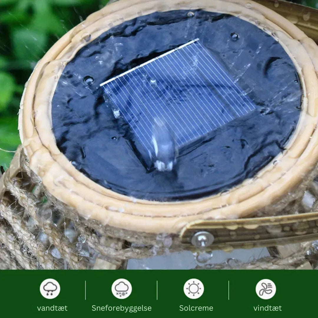 SolarGlow - Lanterne d'extérieur en rotin