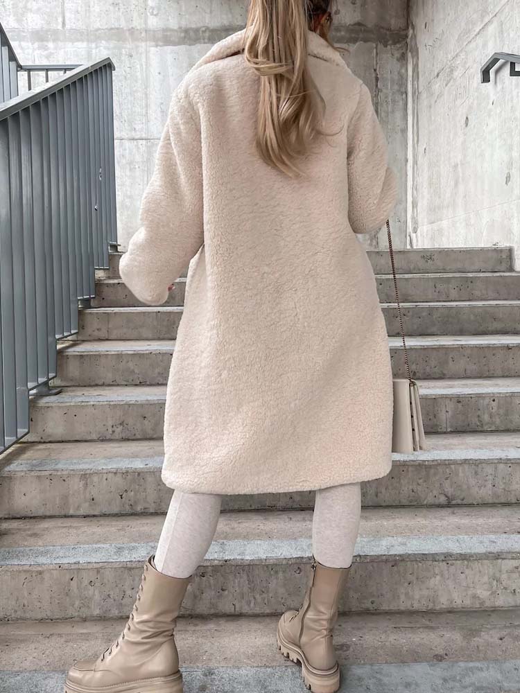 Manteau élégant avec col en fausse fourrure