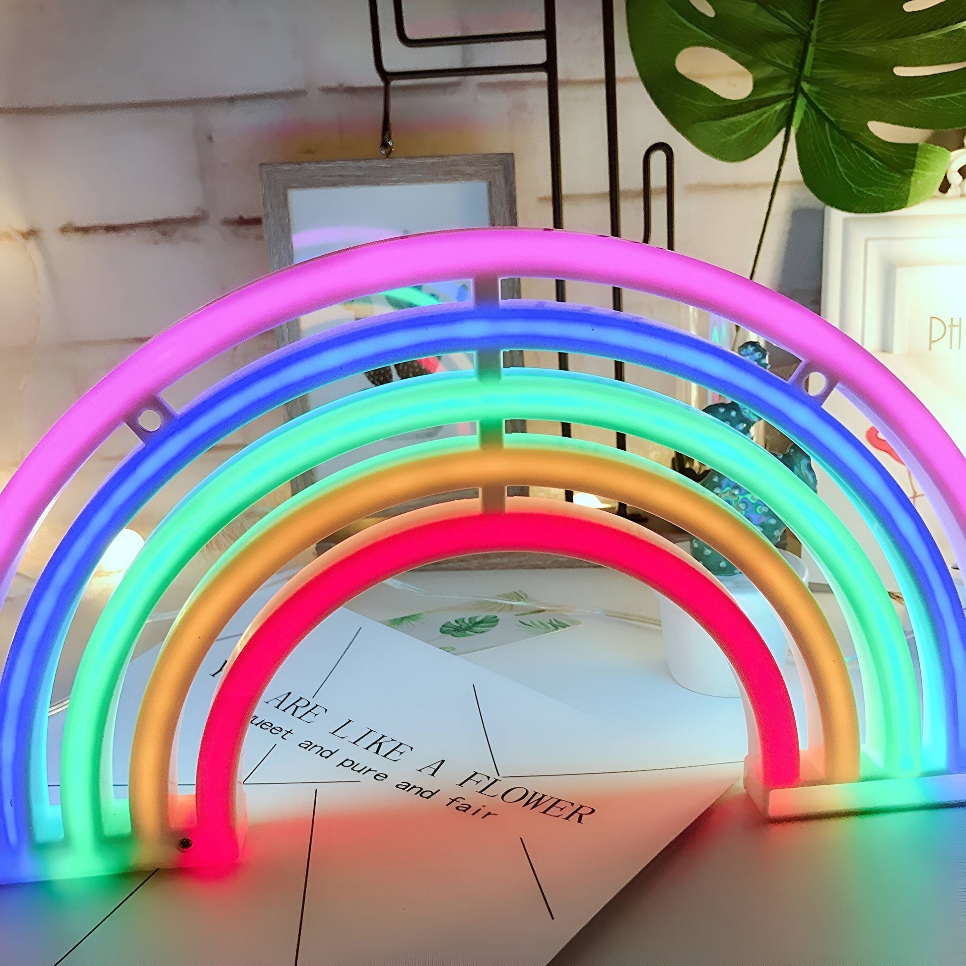 GlowArc - Lampe de nuit arc-en-ciel LED élégante