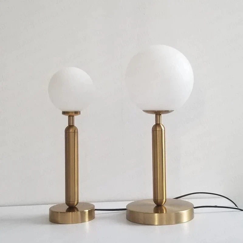 SphereElegant - Lampe de table à éclairage design globe