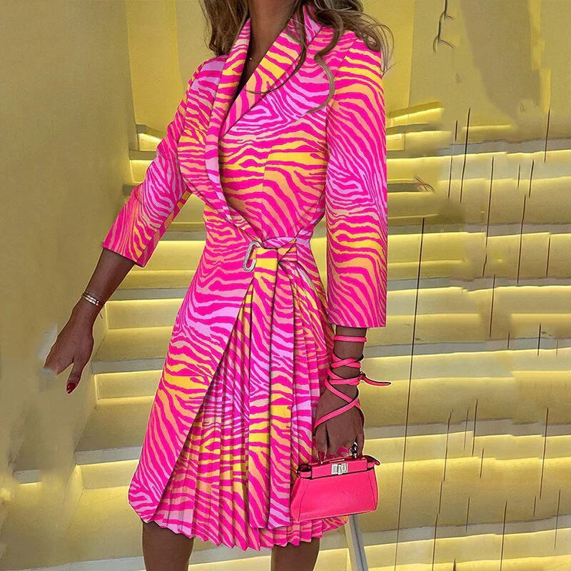 Harley - Haut en style manteau sophistiqué et robe jupe plissée